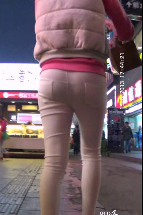 [街拍客视频]jx0158 时尚白色紧身裤美女